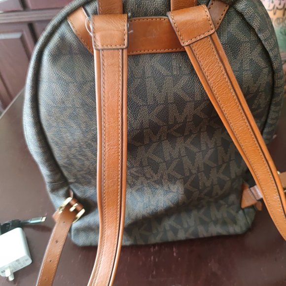 Authentic MK backpack - Picture 3 of 9